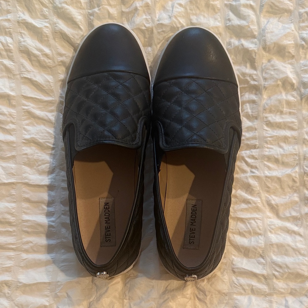 Steve Madden Black Quilted Slip-On Loafers with Cap Toe
